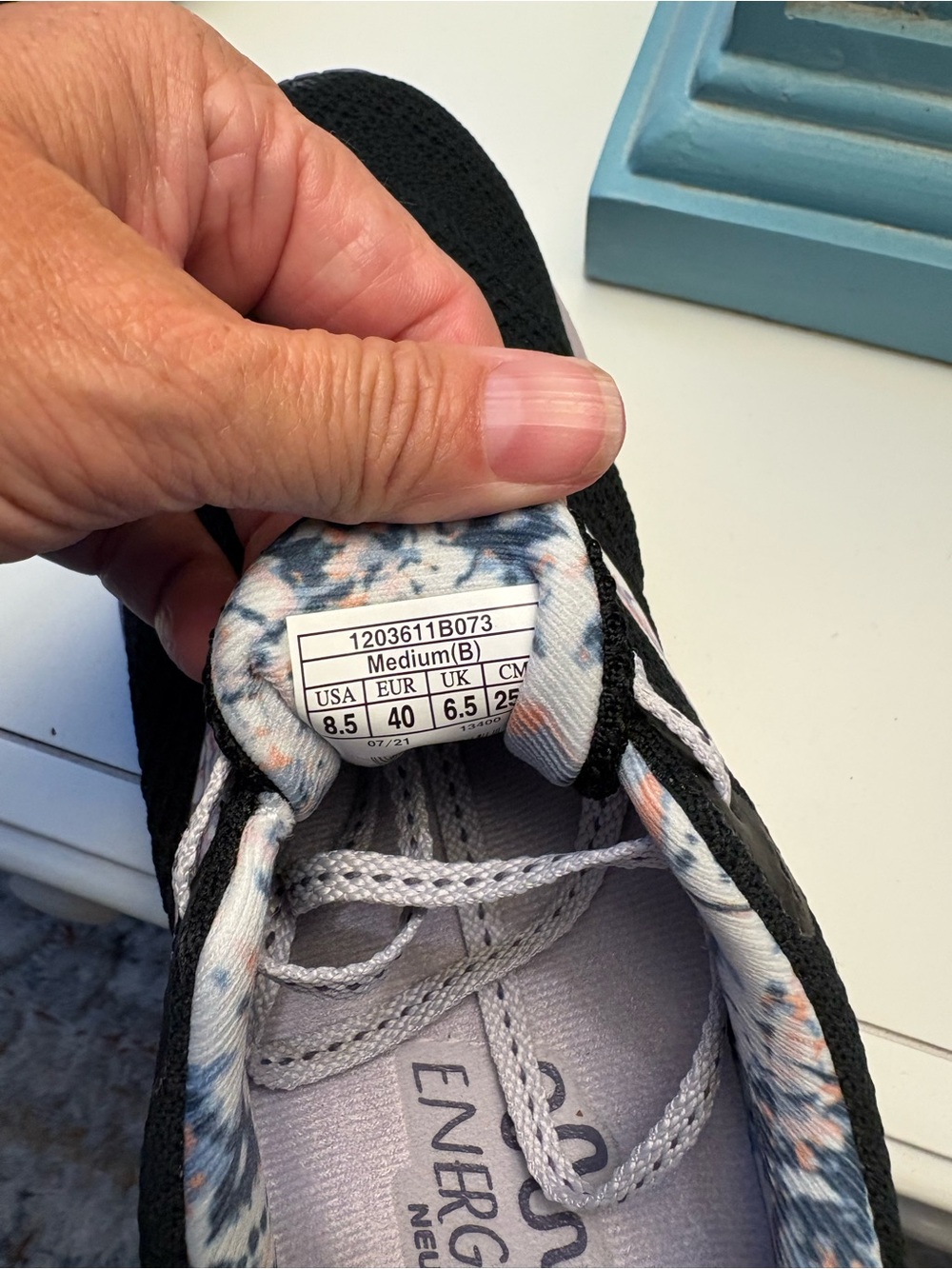 Brooks Women's Revel 5 size 8.5M - Picture 4 of 4